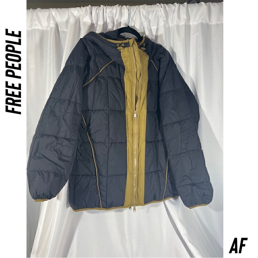 FREE PEOPLE PARKER PACKABLE PUFF JACKET NWT MEDIUM BLACK AND SAGE